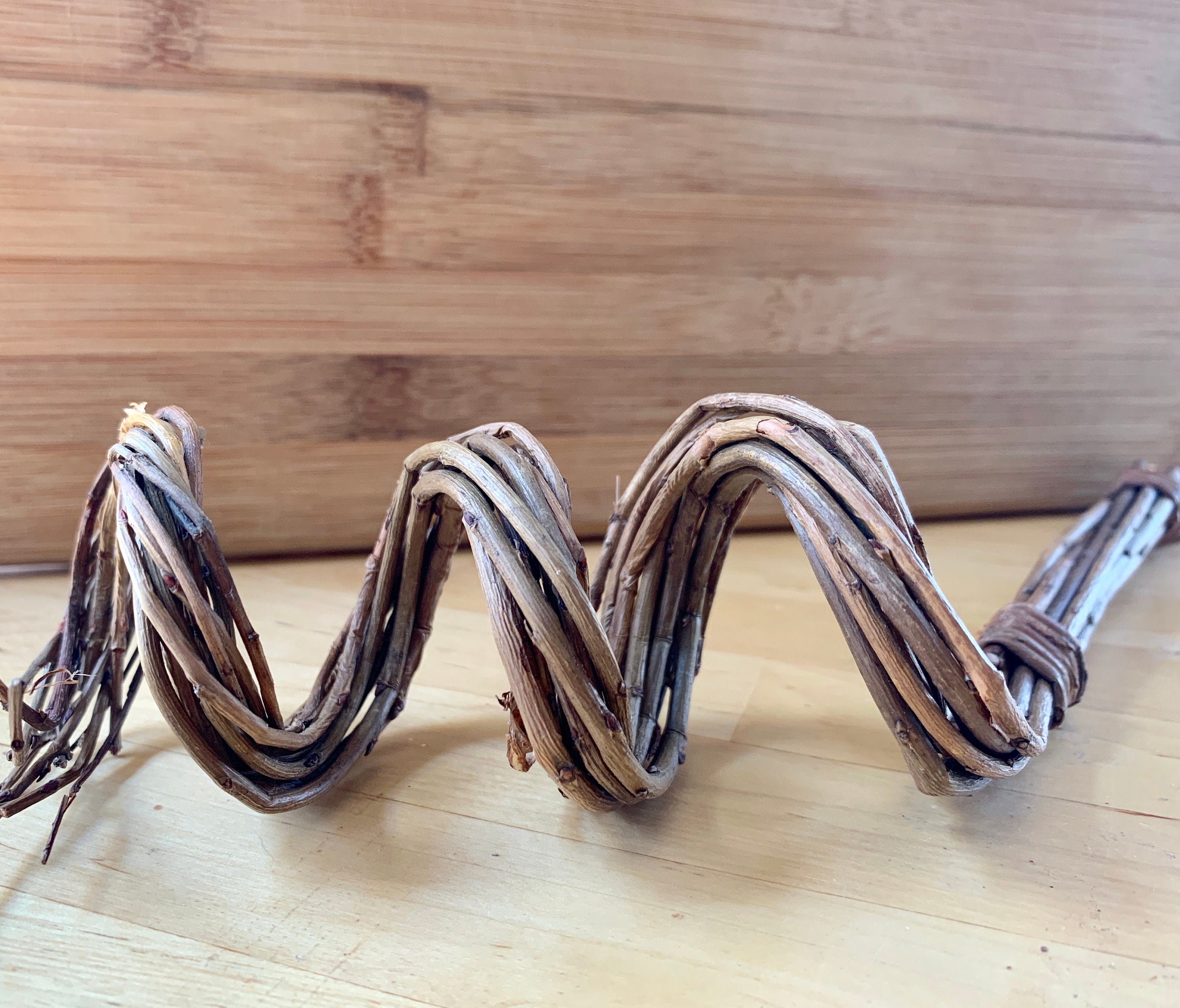 Curly Q Stick