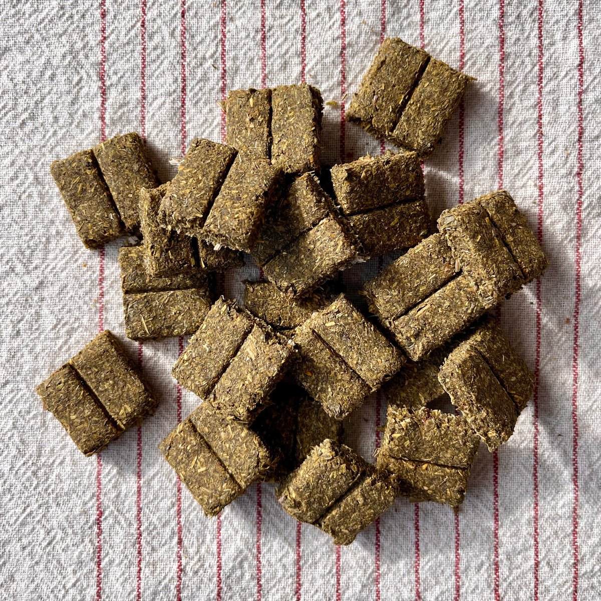 Healthy Weight Gain Tablets – All-Natural Herbal Treats for Rabbits