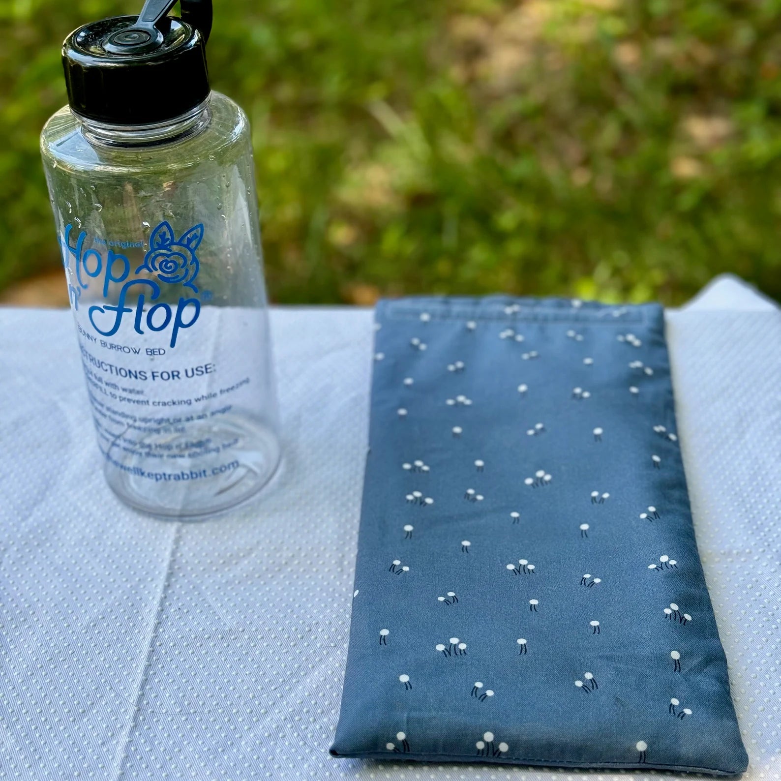 Water Bottle Covers - for cooling or warming