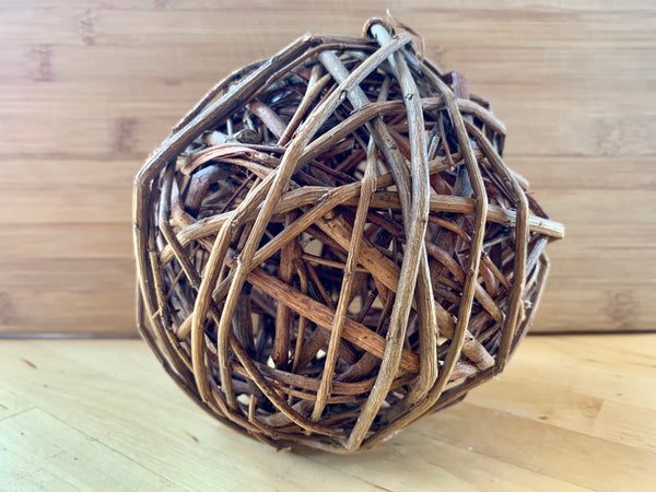 Medium Willow Ball | Healthy Chew Toy for Bunny Rabbits, Guinea Pigs, Chinchillas, Hamsters, Rats, Small Pets