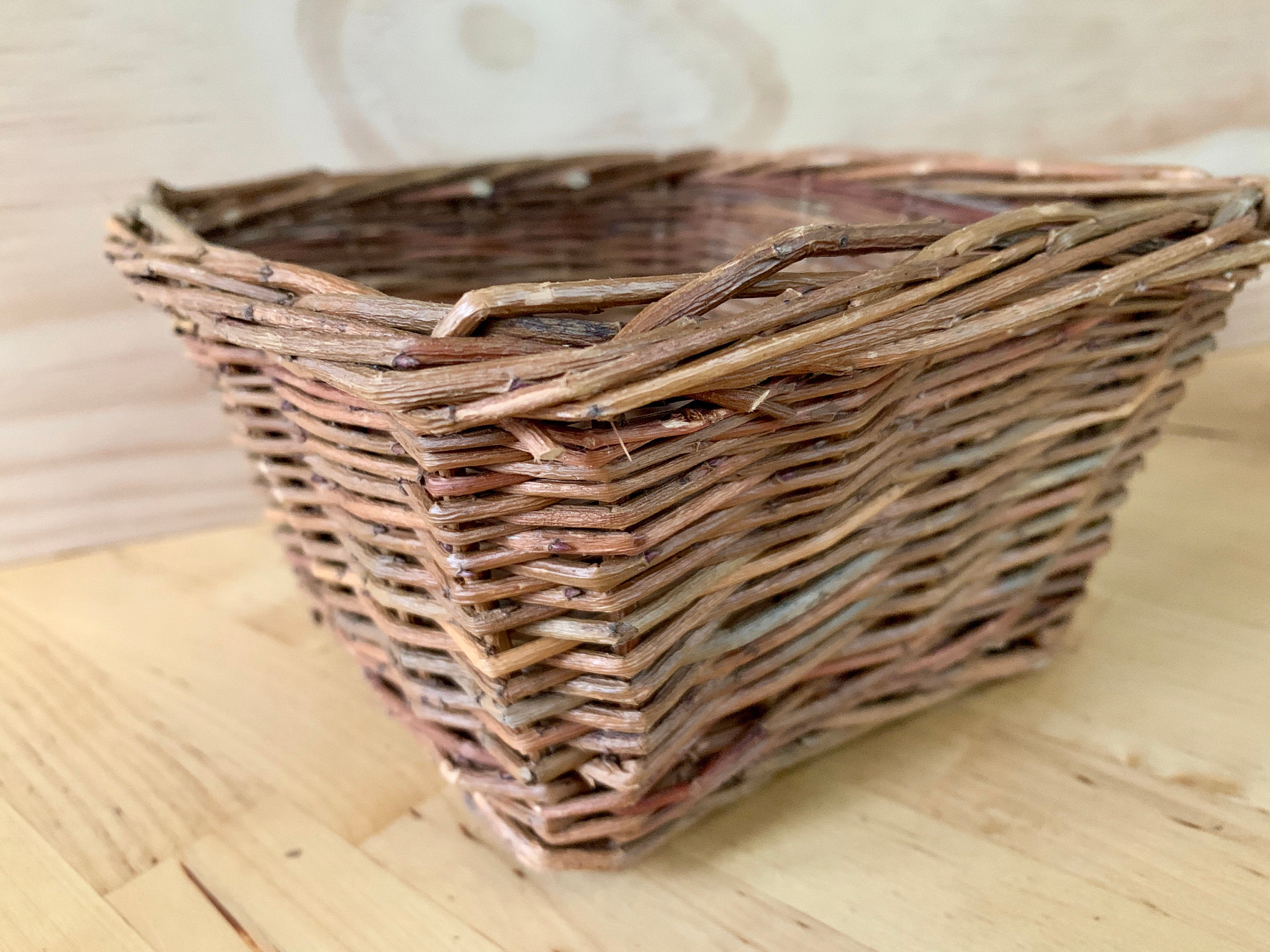 Small Square Willow Basket | Chewing, Storing Hay, Food, Toys | Bunny Rabbit, Guinea Pigs, Chinchilla Chew Toy | Handmade