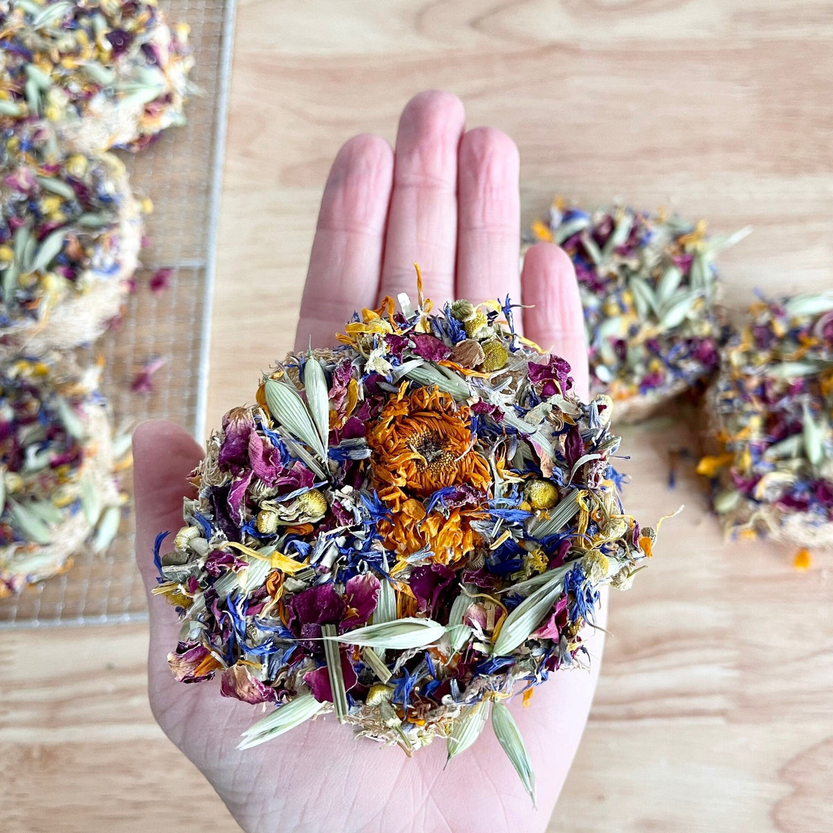 Herbal Loofah Chews Well Kept Rabbit